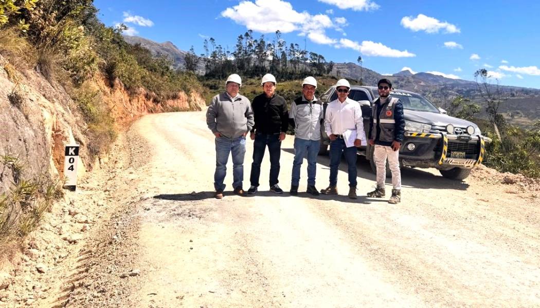 Recepcón de obra vial en bien comunidades de San Juan Bajo, Vista Alegre y Chugurcillo – Hualgayoc.